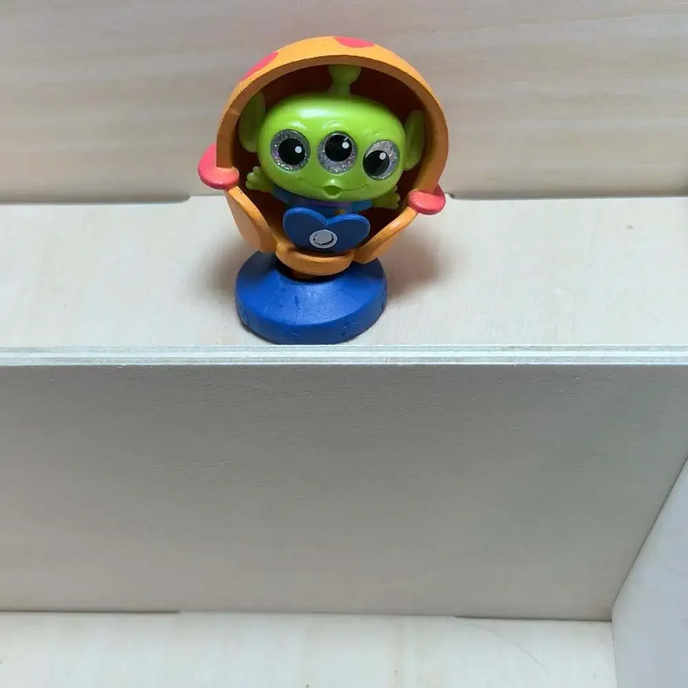 Disney Doorables Ticket to Fun Special Edition Alien Figure